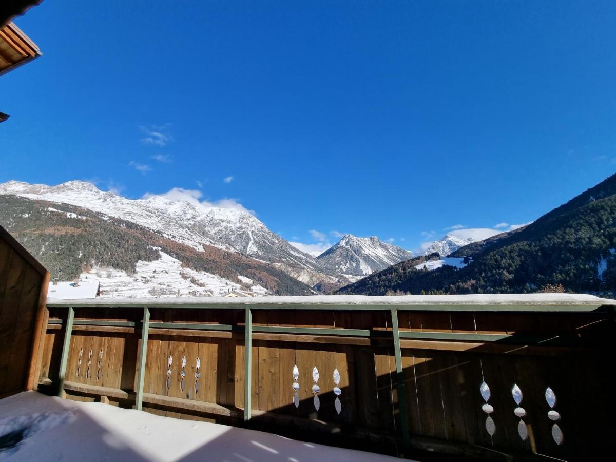 Hotel San Carlo, Tra Bormio E Livigno Isolaccia Bagian luar foto