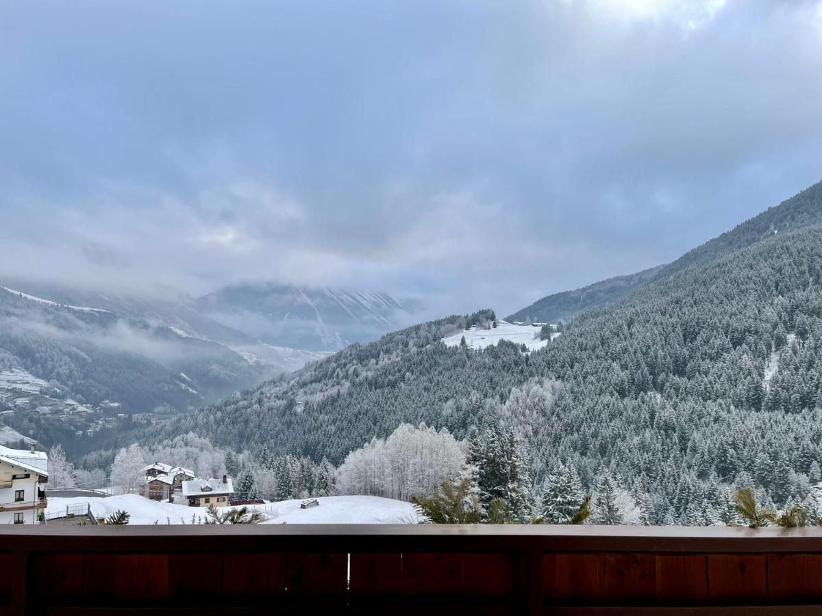 Hotel San Carlo, Tra Bormio E Livigno Isolaccia Bagian luar foto