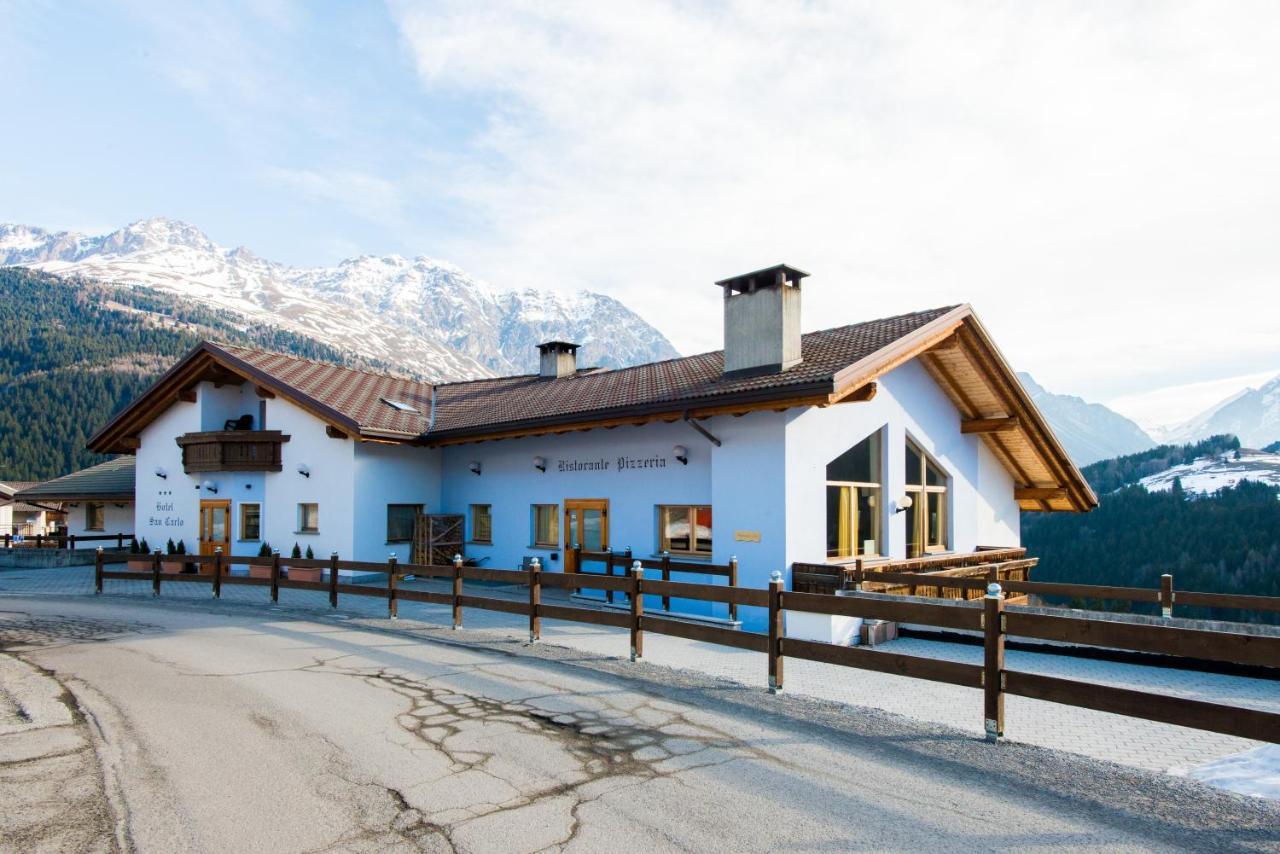 Hotel San Carlo, Tra Bormio E Livigno Isolaccia Bagian luar foto